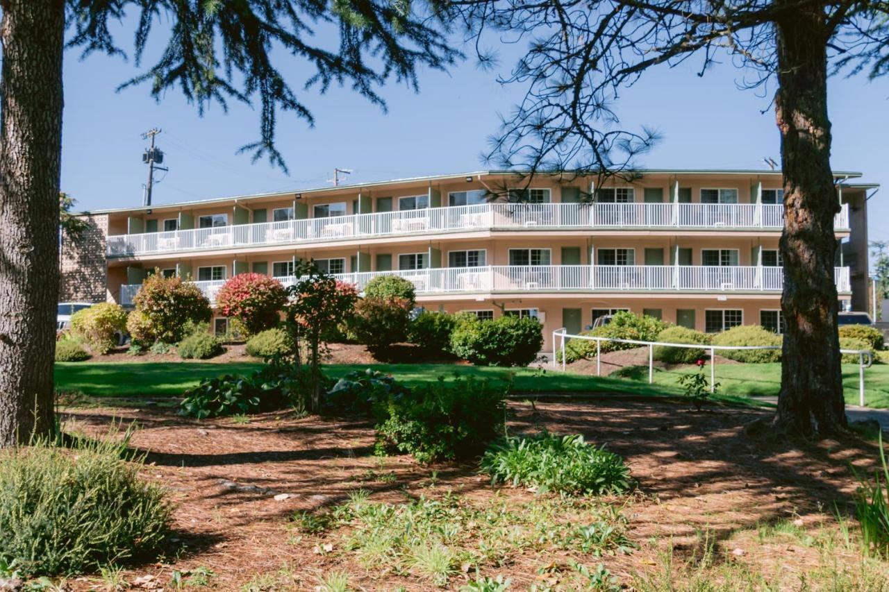 Riverfront Inn Roseburg Extérieur photo